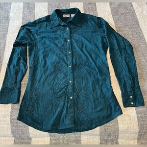 Wrangler Women SZ M Dark Teal Embroidered Paisley Design Western Snap Shirt